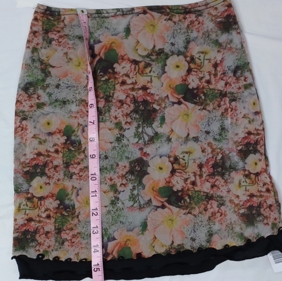 Y2K Sheer Floral Print Micro-Mini Skirt in Size Small by Urban Outfitters. - Picture 4 of 5